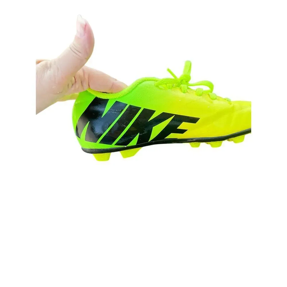 Nike Mercurial Victory IV Vibrant Yellow‎ Youth Size 3.5Y